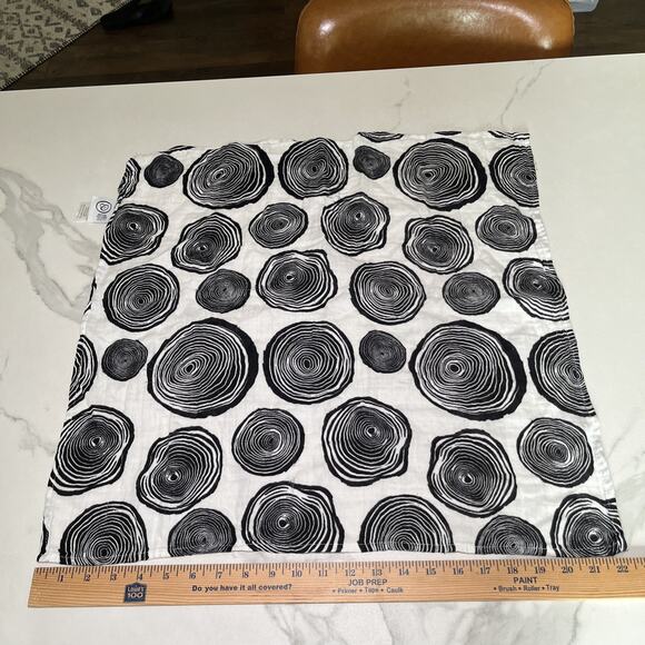 Etta Loves Organic Cotton Muslin Burp Cloths Black White Print *Lot of 2* 21x22 - Picture 7 of 13